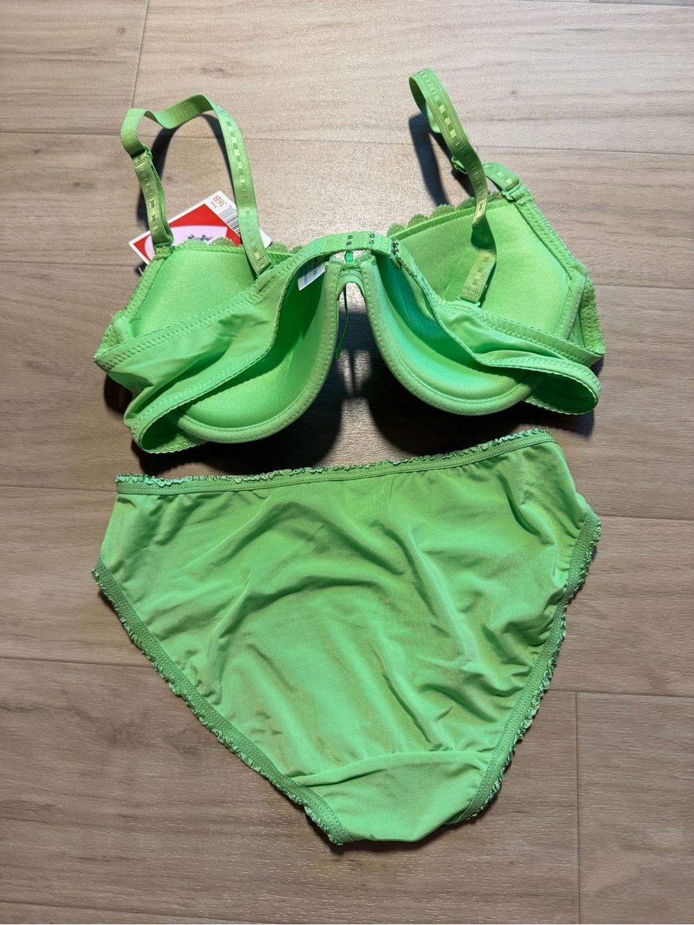 NWT Vintage Y2K Deadstock Green Butterfly Rhinestone Lingerie 36B/M - Picture 6 of 6